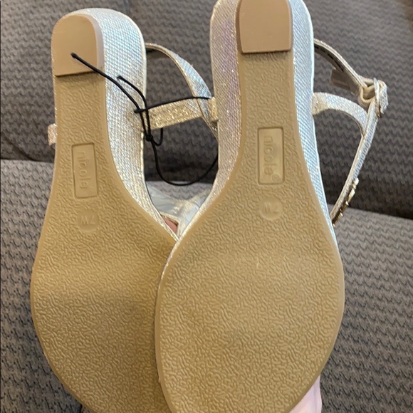 Sandals - Picture 2 of 2